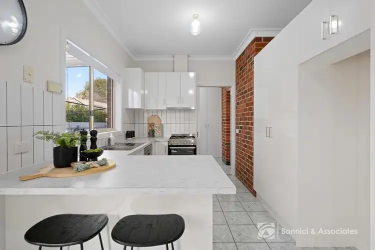 Fifth view of Homely unit listing, 1/461 Kaitlers Road, Lavington NSW 2641