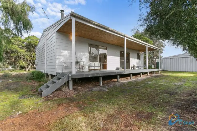 16 Robin Street, Loch Sport VIC 3851