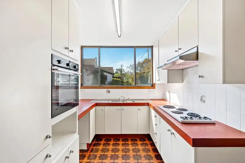 Main view of Homely townhouse listing, 1/612 Old Cleveland Road, Camp Hill QLD 4152