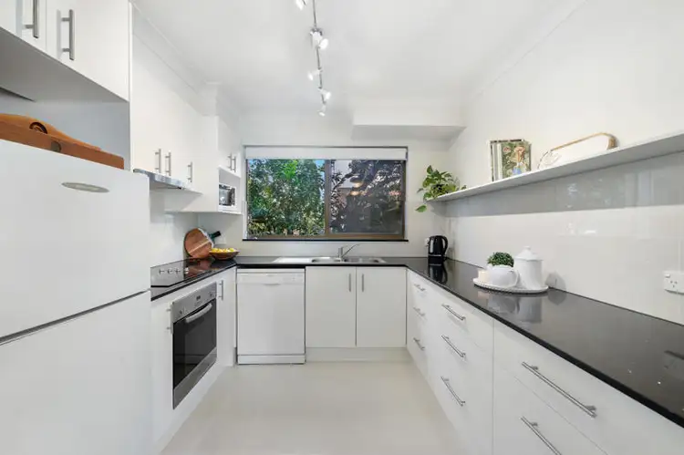 Sixth view of Homely apartment listing, 3/42 Falkinder Avenue, Paradise Point QLD 4216