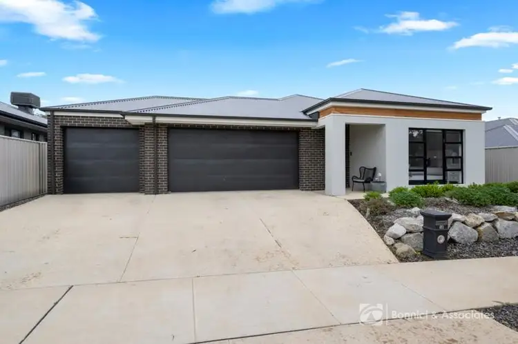 Second view of Homely house listing, 58 Hurley Circuit, Baranduda VIC 3691