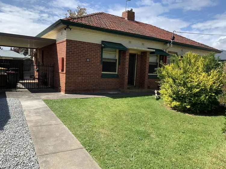 83 Dunorlan Avenue