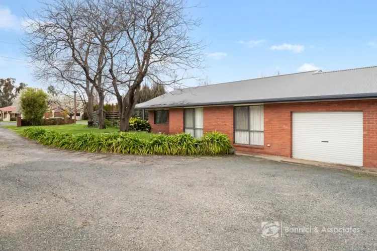Main view of Homely unit listing, 1/70 Huon Creek Road, Wodonga VIC 3690