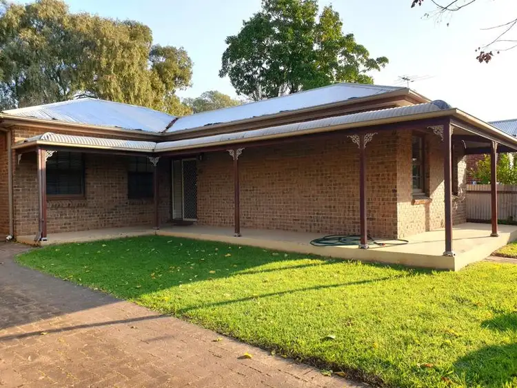 38 Hillview Road