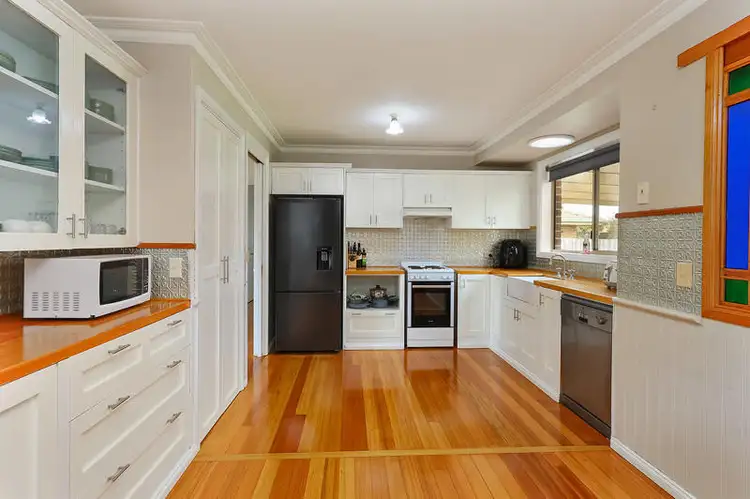 Second view of Homely house listing, 7 Tulsa Close, Warrnambool VIC 3280