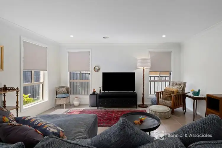 Sixth view of Homely house listing, 2/8 Redbox Drive, Thurgoona NSW 2640