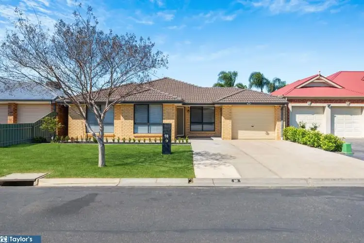 18 Cherry Lane, Paralowie SA 5108