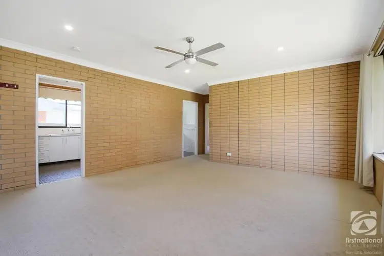 Fourth view of Homely unit listing, 2/552 Comans Avenue, Lavington NSW 2641
