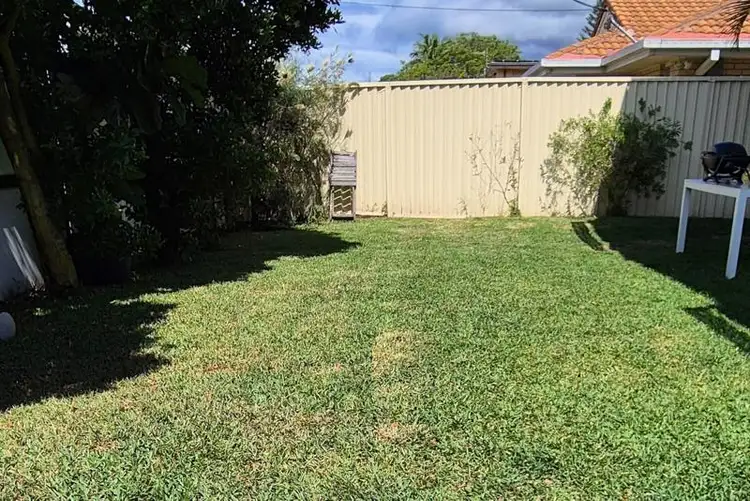 Second view of Homely unit listing, 4/17 Tallebudgera Drive, Palm Beach QLD 4221