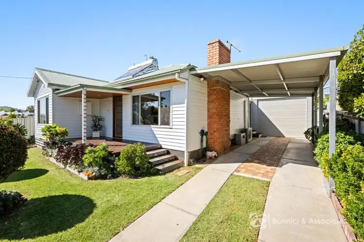 Second view of Homely house listing, 41 Batt Avenue, Wodonga VIC 3690