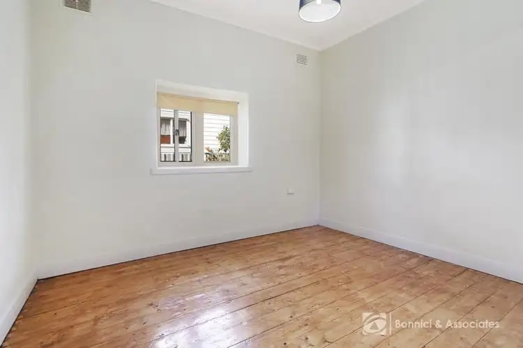 Fifth view of Homely house listing, 10 Gordon Street, Wodonga VIC 3690