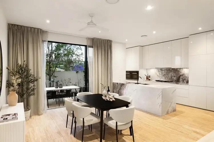 14/1 Bonvale Lane, St Lucia QLD 4067