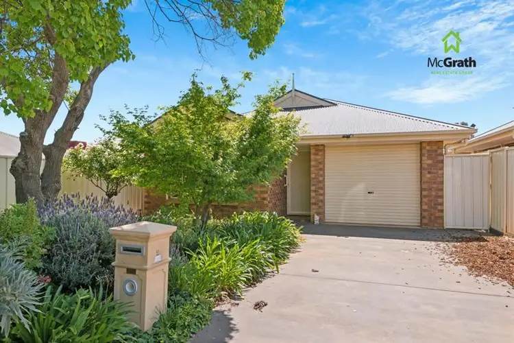 2 Oriana Court, Smithfield SA 5114