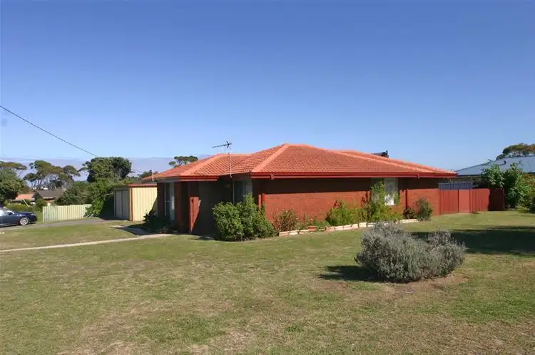 Fifth view of Homely house listing, 2 Andrews Street, Spencer Park WA 6330