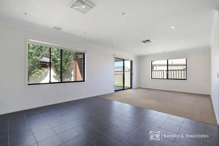 Fifth view of Homely house listing, 37 Daintree Way, West Wodonga VIC 3690