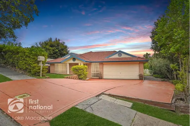11 Jupiter Circuit, Cameron Park NSW 2285