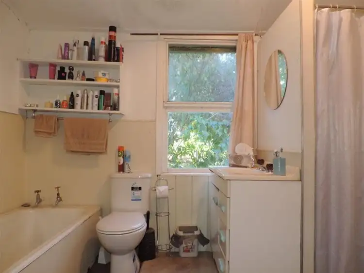 Sixth view of Homely house listing, 5 Bailey Street, Porepunkah VIC 3740