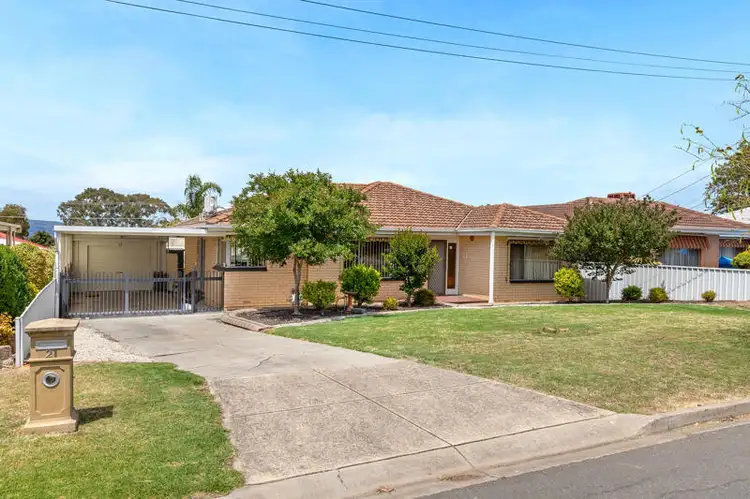 21 Hillary Crescent, Modbury North SA 5092