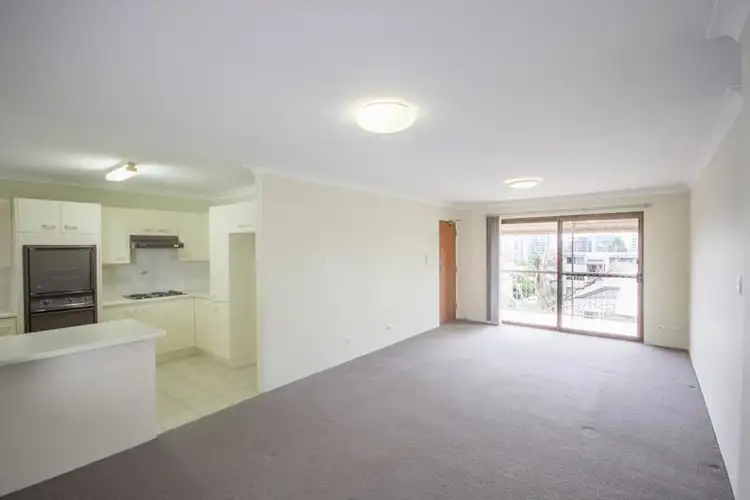 Fourth view of Homely unit listing, 5/233 Cavendish Road, Coorparoo QLD 4151