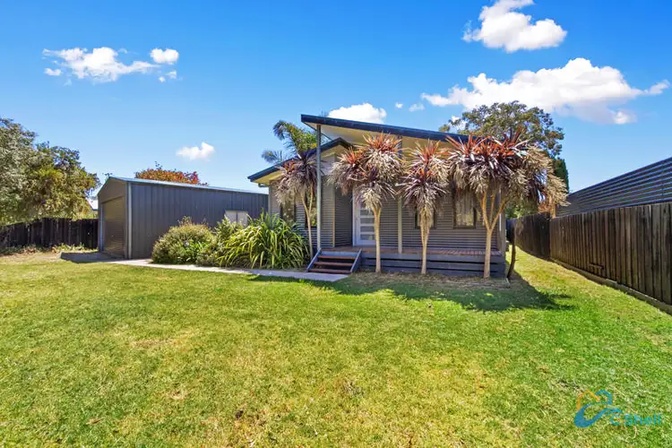 120 Wallaby Street, Loch Sport VIC 3851