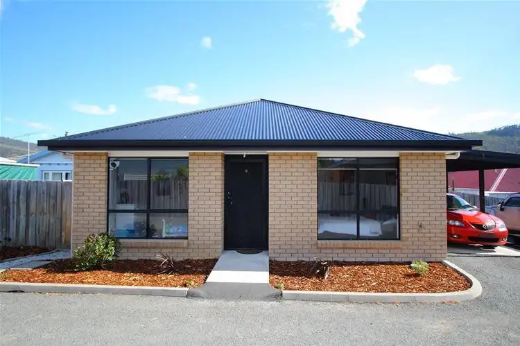 2/105 Main Street, Huonville TAS 7109