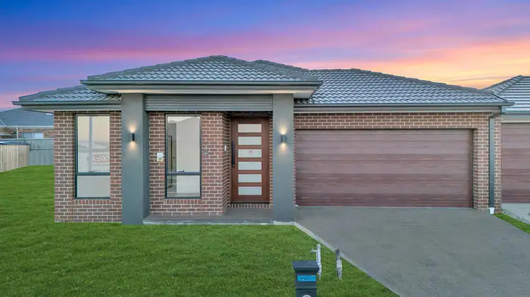 21 Ellendale Street, Mickleham VIC 3064
