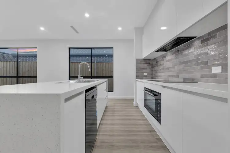 Fifth view of Homely house listing, 21 Ellendale Street, Mickleham VIC 3064