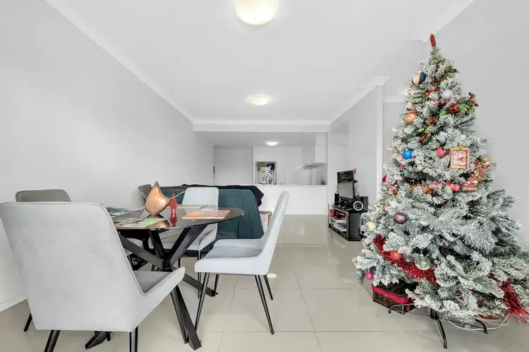 202/11 Playfield Street, Chermside QLD 4032