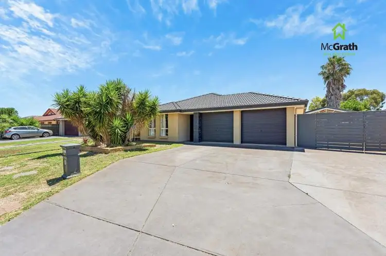 156 President Avenue, Andrews Farm SA 5114
