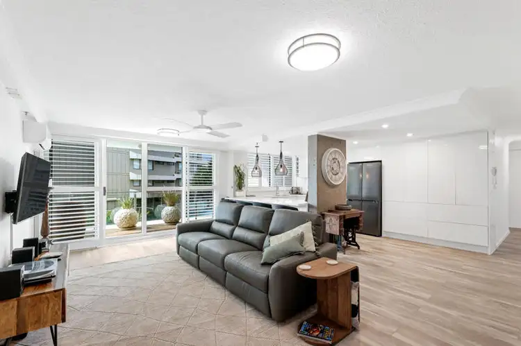 2C/3540 Main Beach Parade, Main Beach QLD 4217