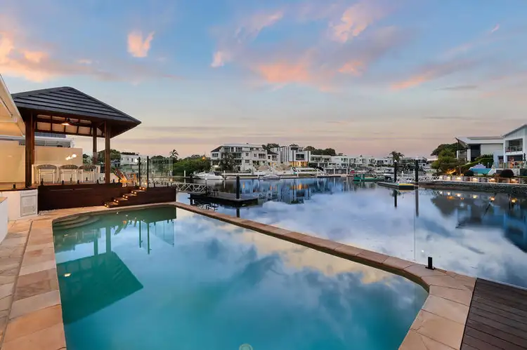82 Gibraltar Drive, Isle of Capri QLD 4217