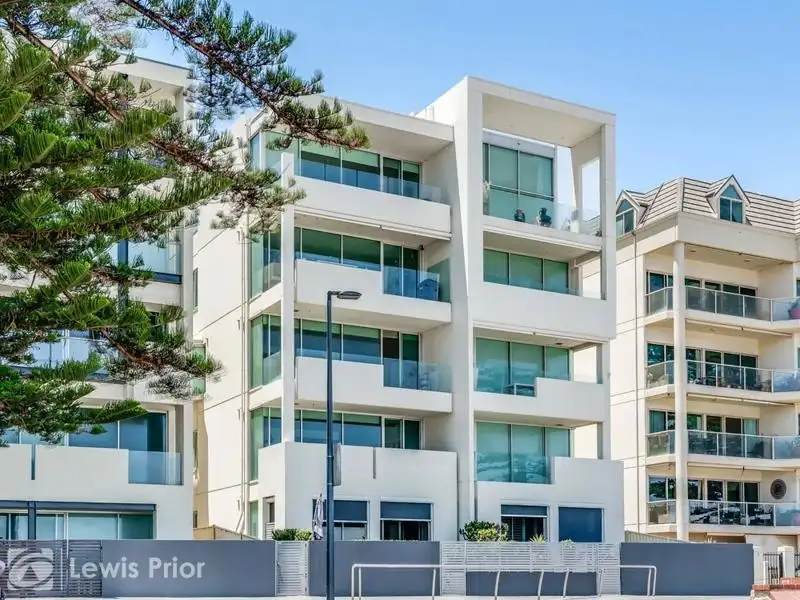 Main view of Homely unit listing, 10/3-4 South Esplanade, Glenelg SA 5045
