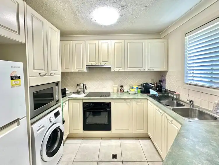 Third view of Homely apartment listing, 3/33 Pine Avenue, Surfers Paradise QLD 4217