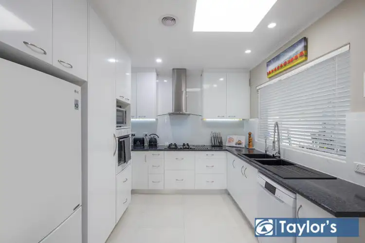 20 Billabong Road