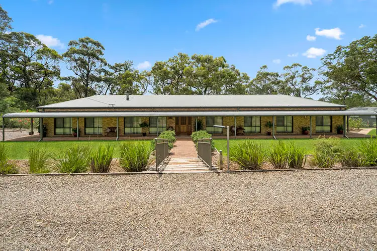 150-158 Singles Ridge Road, Yellow Rock NSW 2777