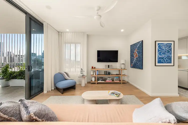Third view of Homely house listing, 15/10 Amersham Street, West End QLD 4101
