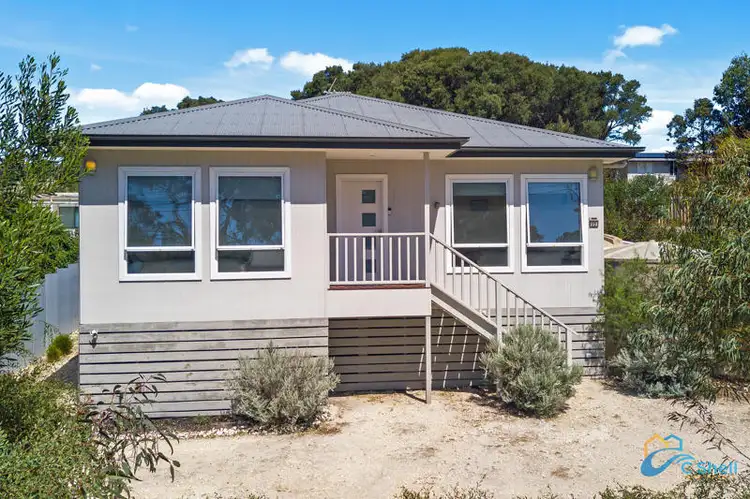 22 Central Avenue, Loch Sport VIC 3851