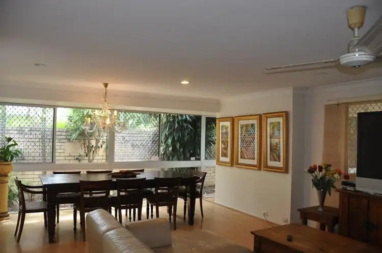 Fifth view of Homely house listing, 2 St Pauls Place, Isle Of Capri QLD 4217