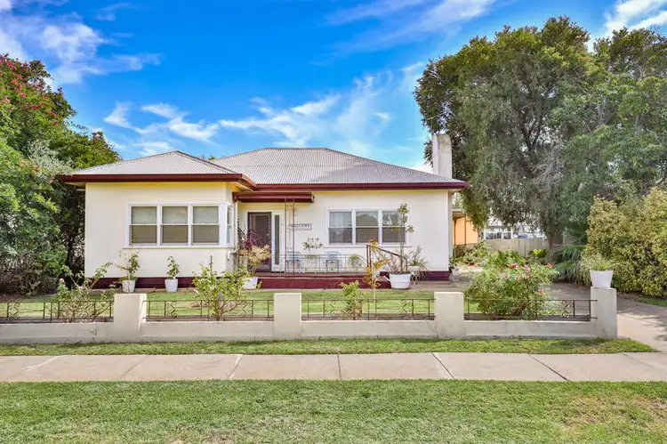 21 Adelaide Street, Wentworth NSW 2648