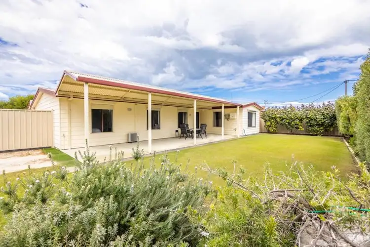 8 & 10 Verticordia Place, Jurien Bay WA 6516