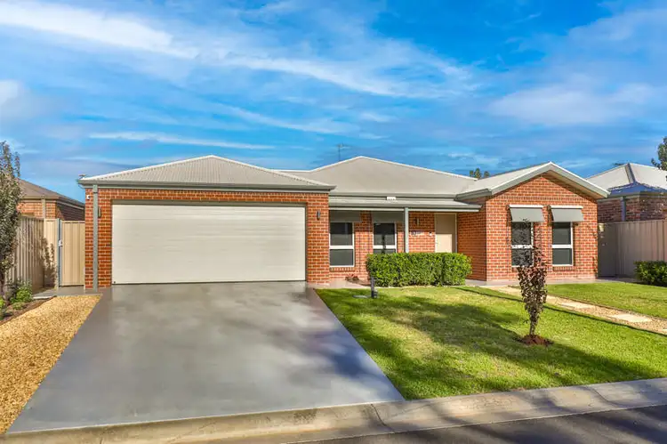 Main view of Homely house listing, 10 Voullaire Drive, Red Cliffs VIC 3496