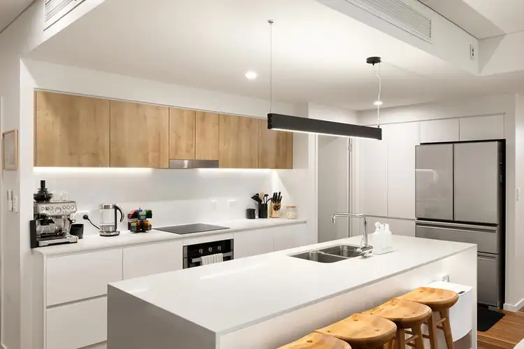 204/9 Zillah Street, Stones Corner QLD 4120