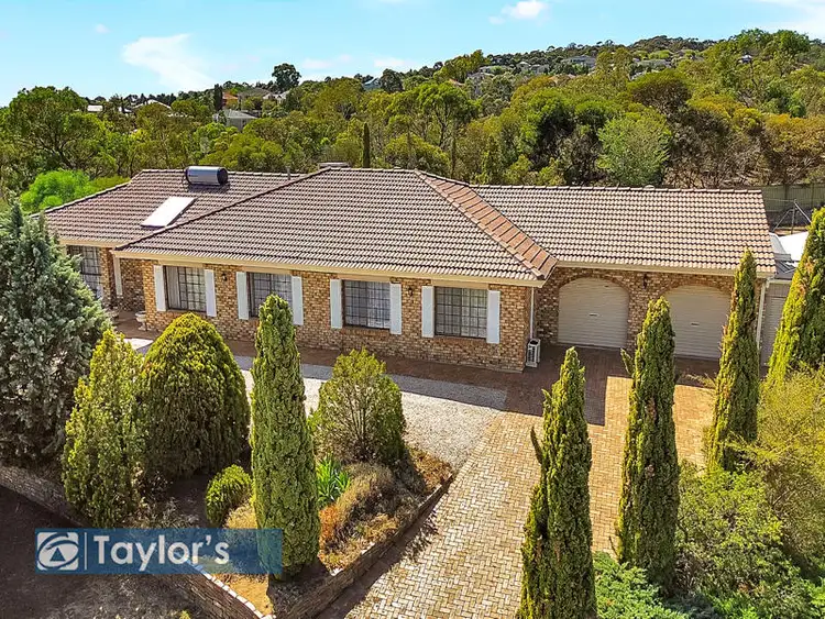 Second view of Homely house listing, 2 Kara Crescent, Gulfview Heights SA 5096