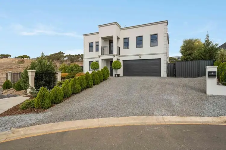 8 Chandler Grove, Greenwith SA 5125