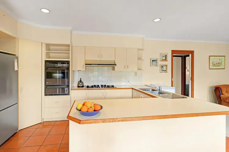 Third view of Homely house listing, 8 Rockview Court, Warrnambool VIC 3280