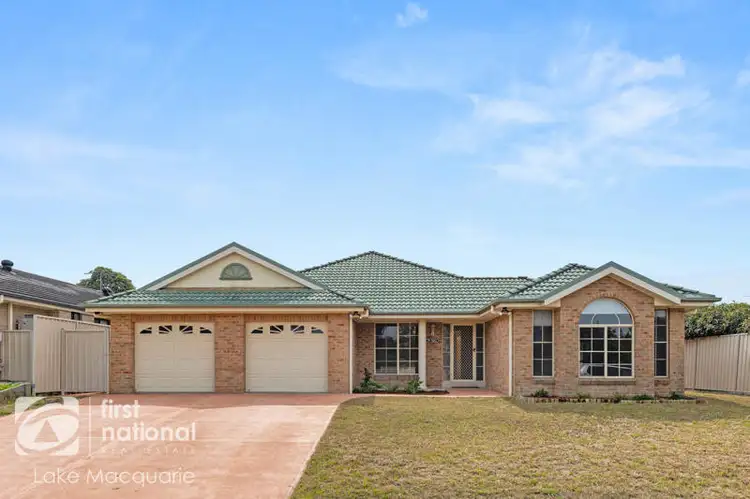 6 Quartz Place, Cameron Park NSW 2285