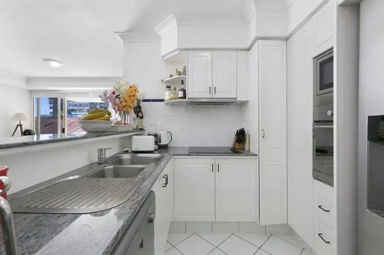 Fourth view of Homely apartment listing, 9/5-7 Cronin Avenue, Main Beach QLD 4217