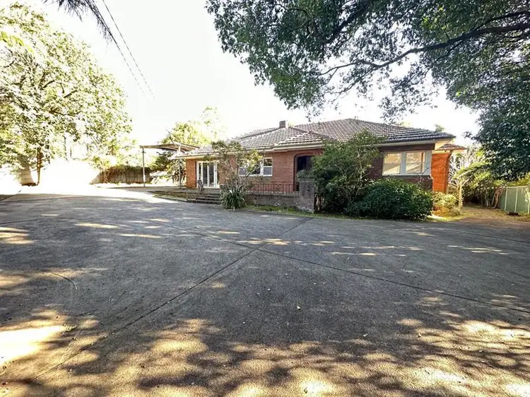 718 Pennant Hills  Road, Carlingford NSW 2118