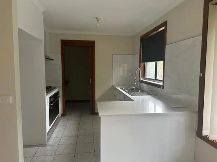Fourth view of Homely unit listing, 2/7 Pinnaroo Circuit, Meadow Heights VIC 3048