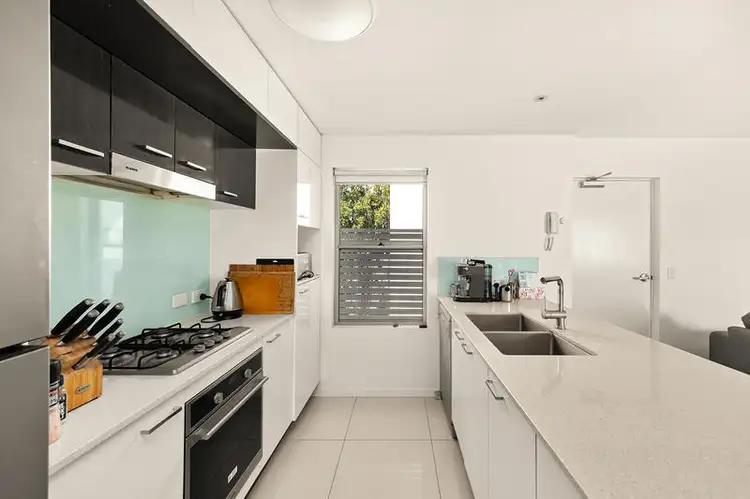 Fifth view of Homely house listing, 4/32 Redfern Street, Morningside QLD 4170